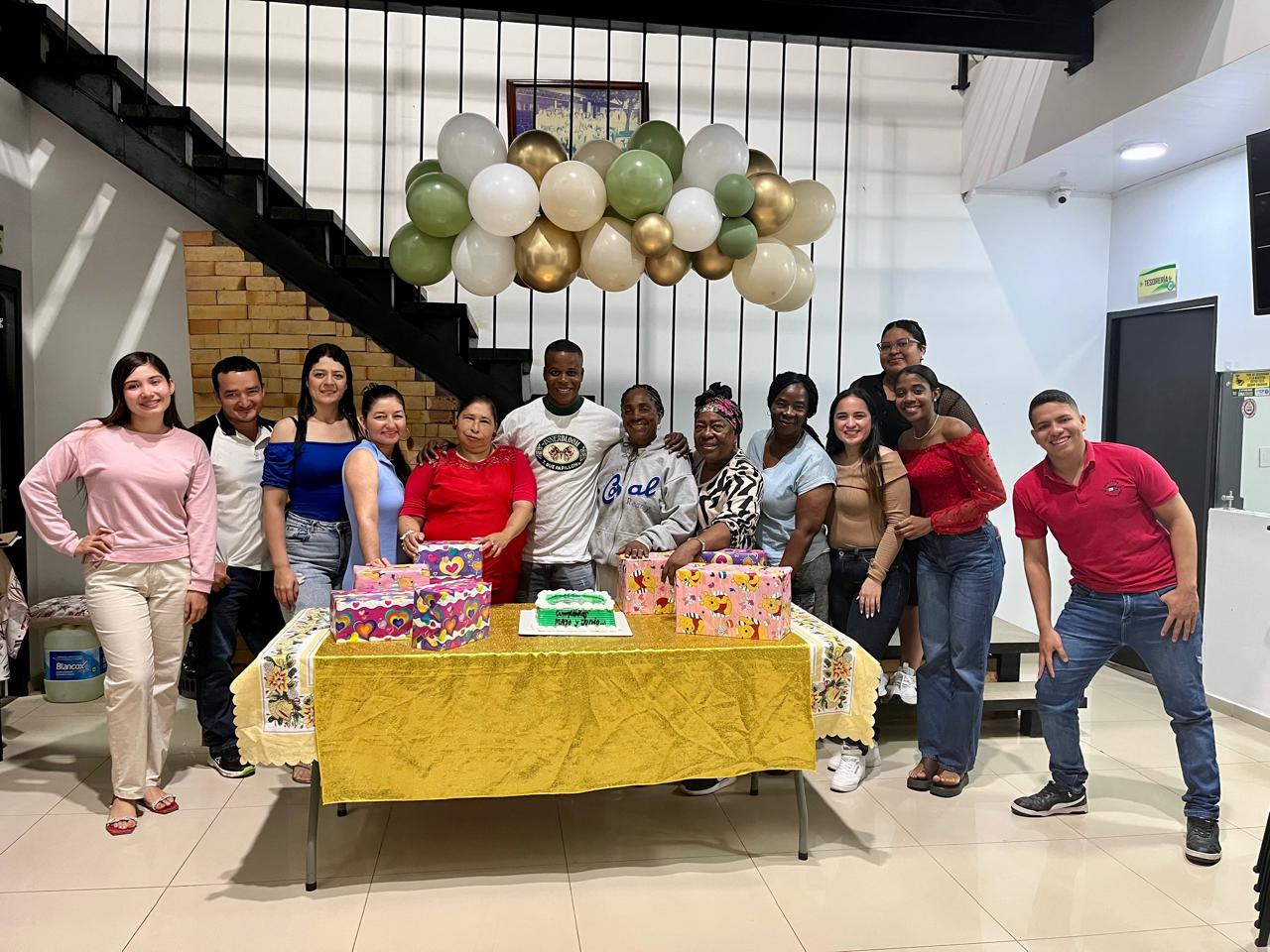 Cumpleañeros de Mayo y Junio